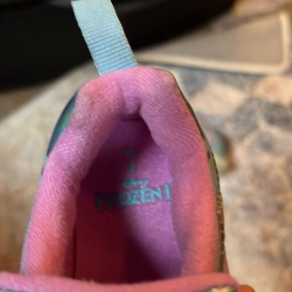 NWOT Frozen Light Up Shoes - Picture 5 of 6